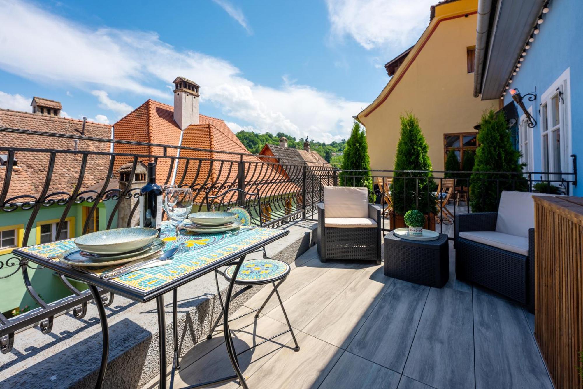 Blue House Citadel Sighisoara Apartment Exterior photo
